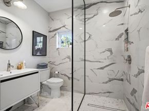 23255 Mariposa De Oro Street, Malibu CA 90265