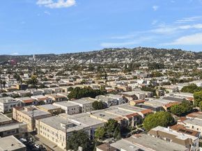 321 N Sierra Bonita Avenue, Los Angeles CA 90036