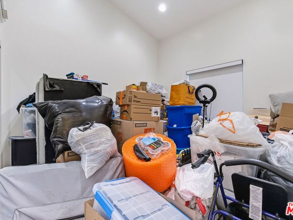 611 N Buena Vista Street, Burbank CA 91505