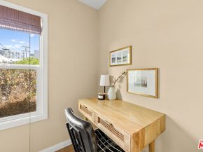 5913 Fountain Avenue, Los Angeles CA 90028