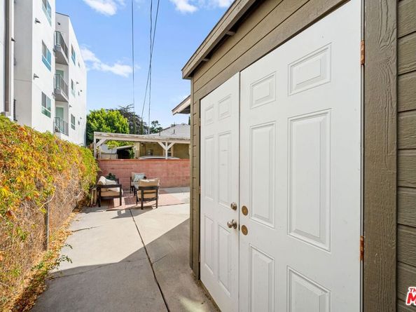 5913 Fountain Avenue, Los Angeles CA 90028