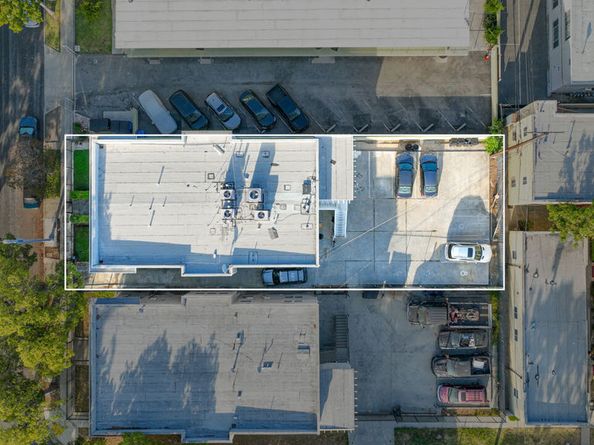 1220 W 27th Street, Los Angeles CA 90007