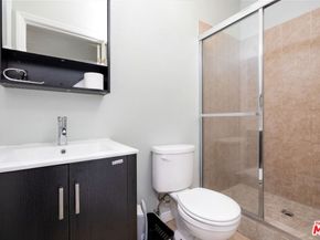 1220 W 27th Street, Los Angeles CA 90007