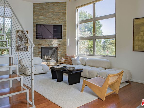 2465 N Gower Street, Los Angeles CA 90068