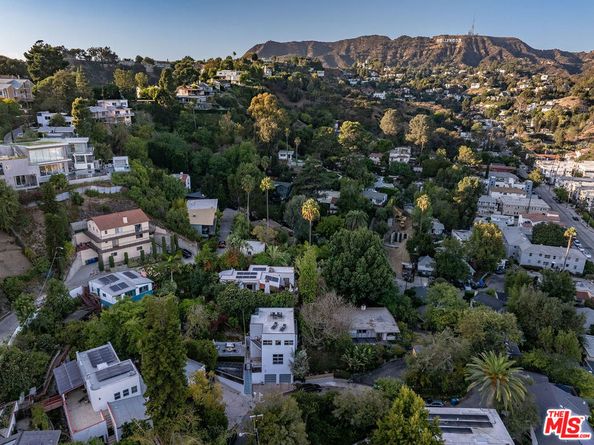 2465 N Gower Street, Los Angeles CA 90068