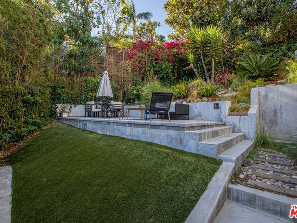 2465 N Gower Street, Los Angeles CA 90068