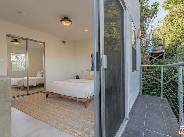 2465 N Gower Street, Los Angeles CA 90068