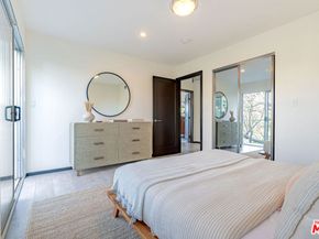 2465 N Gower Street, Los Angeles CA 90068