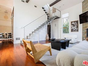 2465 N Gower Street, Los Angeles CA 90068