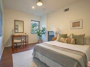 2465 N Gower Street, Los Angeles CA 90068