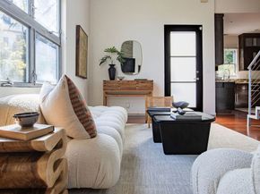 2465 N Gower Street, Los Angeles CA 90068