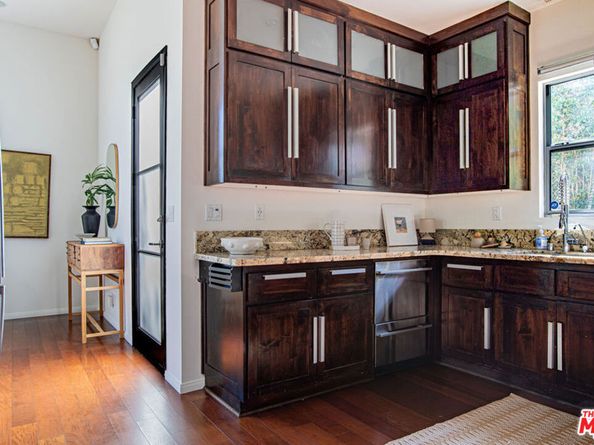 2465 N Gower Street, Los Angeles CA 90068