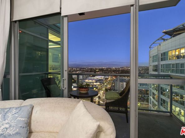 13650 Marina Pointe Drive 1806, Marina Del Rey CA 90292