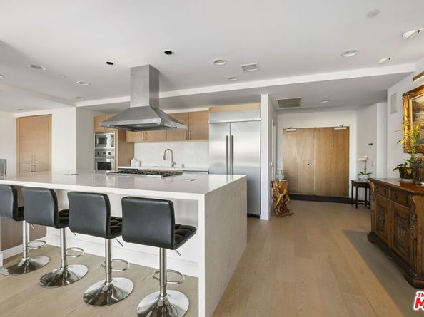 13650 Marina Pointe Drive 1806, Marina Del Rey CA 90292