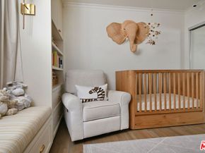 18033 Rosita Street, Encino CA 91316