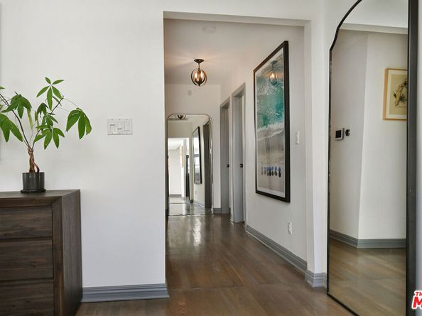 18033 Rosita Street, Encino CA 91316