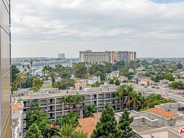 13700 Marina Pointe Drive 1018, Marina Del Rey CA 90292