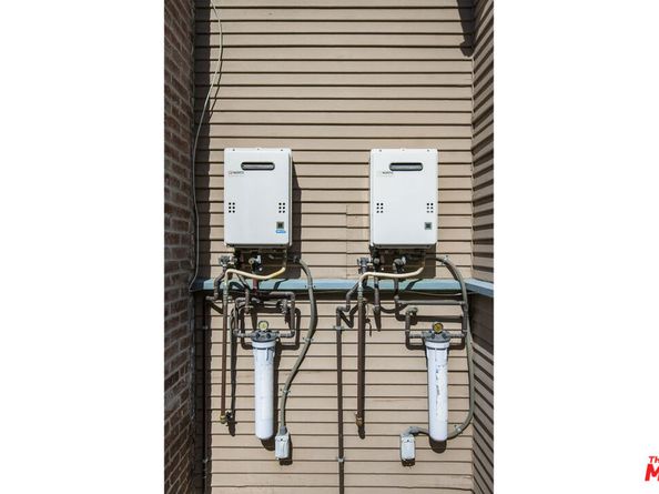 1017 W 24th Street, Los Angeles CA 90007