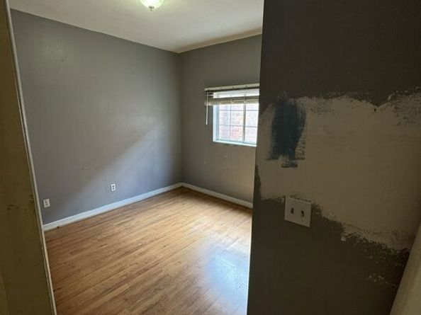 3806 S Broadway, Los Angeles CA 90037