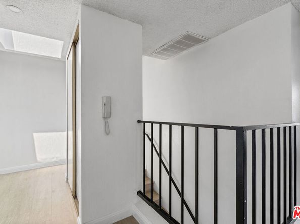 10916 Huston Street 102, North Hollywood CA 91601