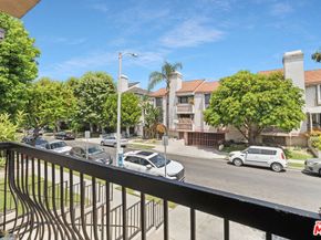 10916 Huston Street 102, North Hollywood CA 91601