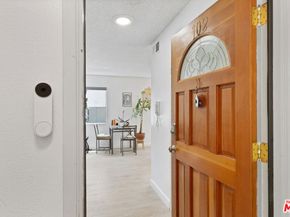 10916 Huston Street 102, North Hollywood CA 91601