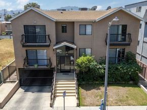 10916 Huston Street 102, North Hollywood CA 91601