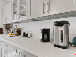 10916 Huston Street 102, North Hollywood CA 91601