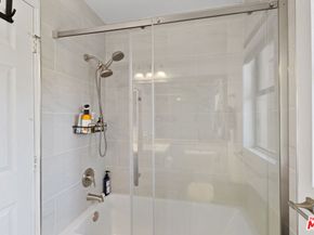 10916 Huston Street 102, North Hollywood CA 91601