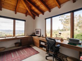 2002 Tuna Canyon Road, Topanga CA 90290