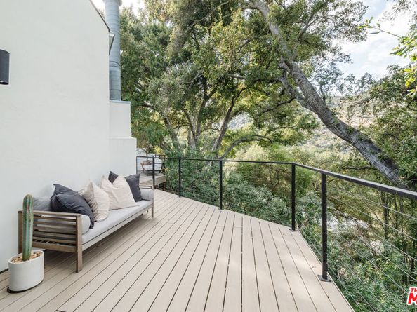 2002 Tuna Canyon Road, Topanga CA 90290