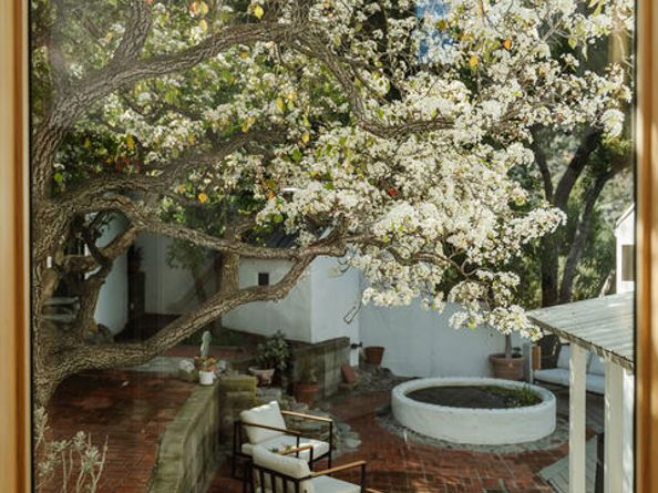 2002 Tuna Canyon Road, Topanga CA 90290