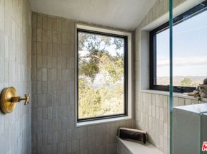 2002 Tuna Canyon Road, Topanga CA 90290