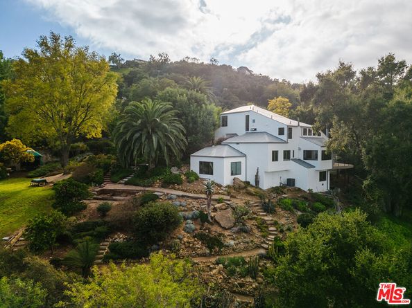 2002 Tuna Canyon Road, Topanga CA 90290