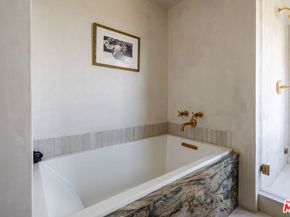 2002 Tuna Canyon Road, Topanga CA 90290