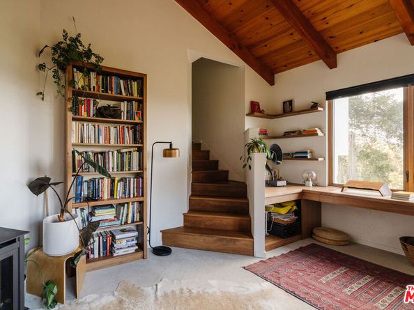 2002 Tuna Canyon Road, Topanga CA 90290