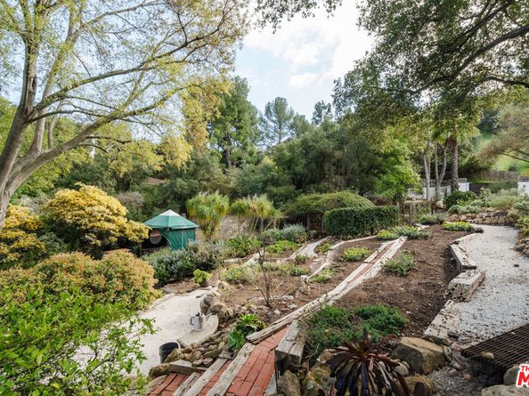 2002 Tuna Canyon Road, Topanga CA 90290