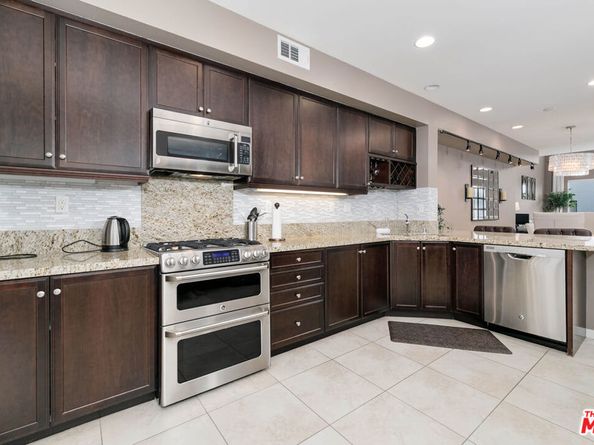 507 Rockefeller, Irvine CA 92612