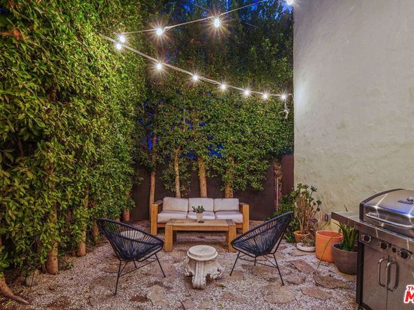 8210 Willoughby Avenue, Los Angeles CA 90046