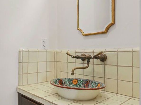 8210 Willoughby Avenue, Los Angeles CA 90046