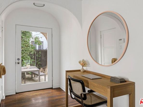 8210 Willoughby Avenue, Los Angeles CA 90046