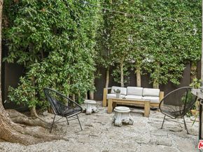 8210 Willoughby Avenue, Los Angeles CA 90046