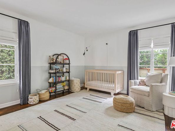 8210 Willoughby Avenue, Los Angeles CA 90046