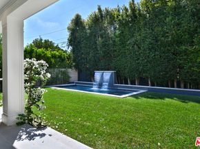 416 21st Place, Santa Monica CA 90402