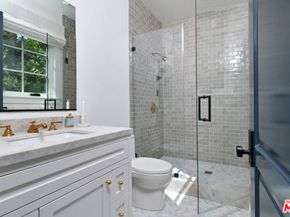 416 21st Place, Santa Monica CA 90402