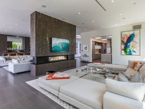 2002 LOMA VISTA Drive, Beverly Hills CA 90210