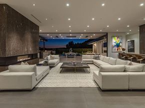 2002 LOMA VISTA Drive, Beverly Hills CA 90210