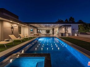 2002 LOMA VISTA Drive, Beverly Hills CA 90210