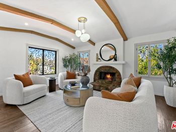 10320 Mississippi Avenue