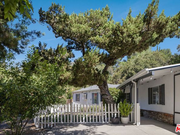 7815 Denivelle Road, Sunland CA 91040